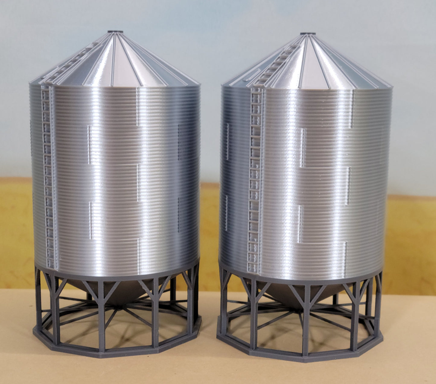 1:64 > 1805 (5,000 bu) - Hopper Bin