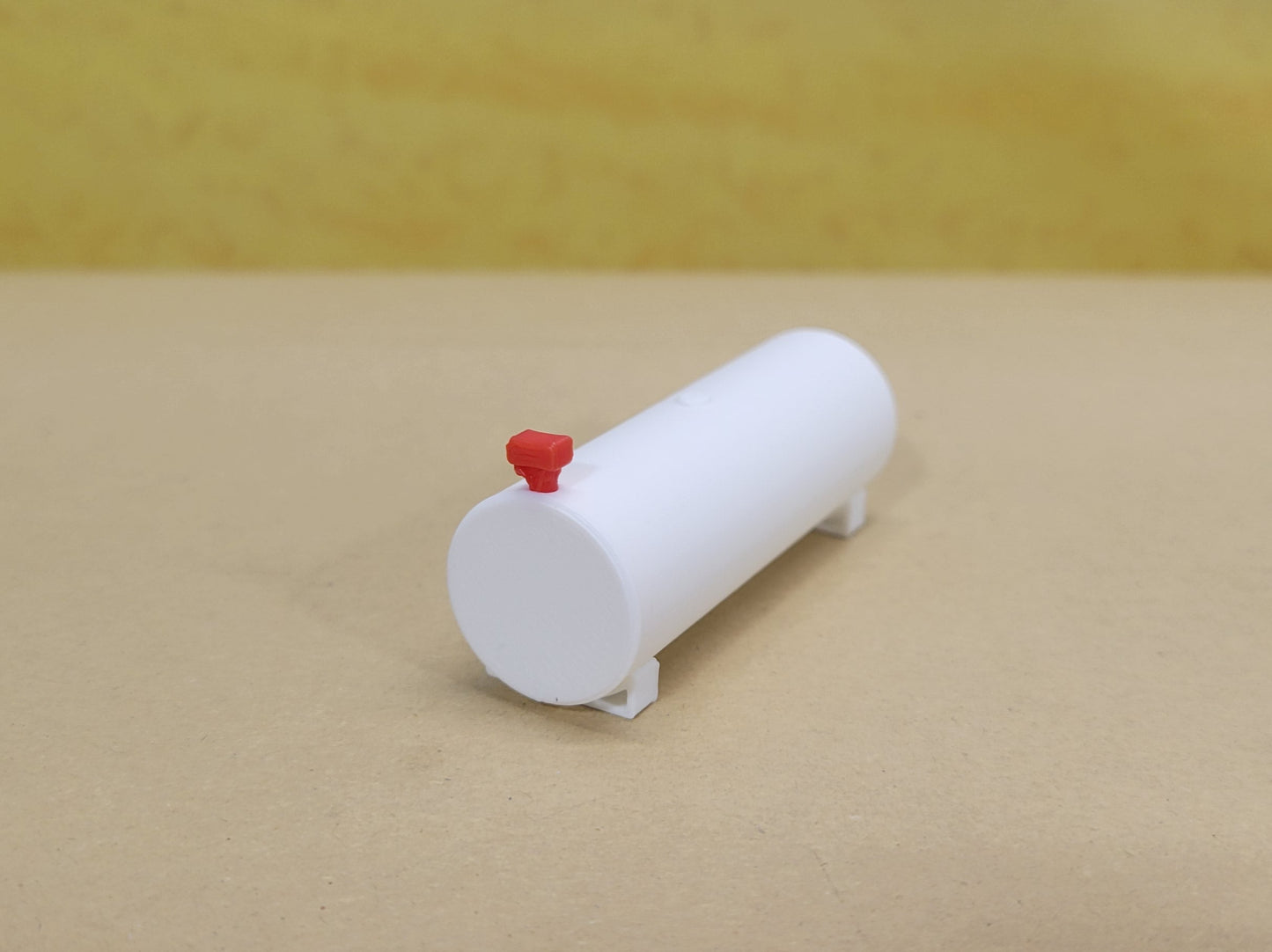 Bulk Fuel Tank - Horizontal (1/64)