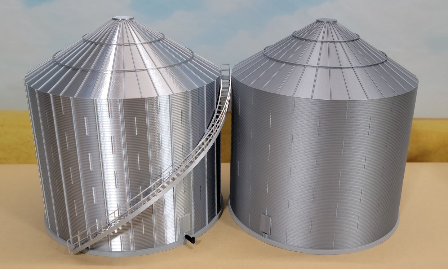 1:64 > 4209 (43,000bu) - Flat Bottom Bin