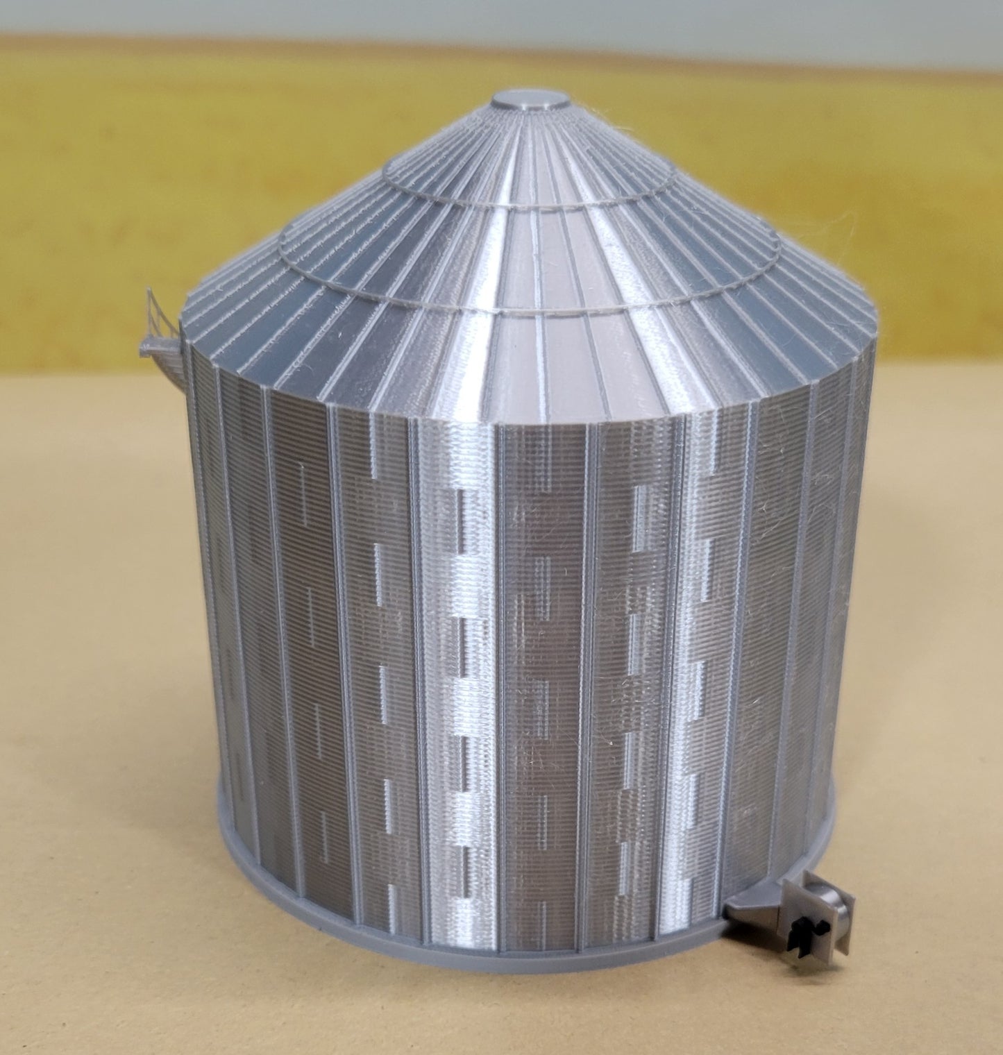 1:160 > 4209 (43,000bu) - Flat Bottom Bin (n-scale)