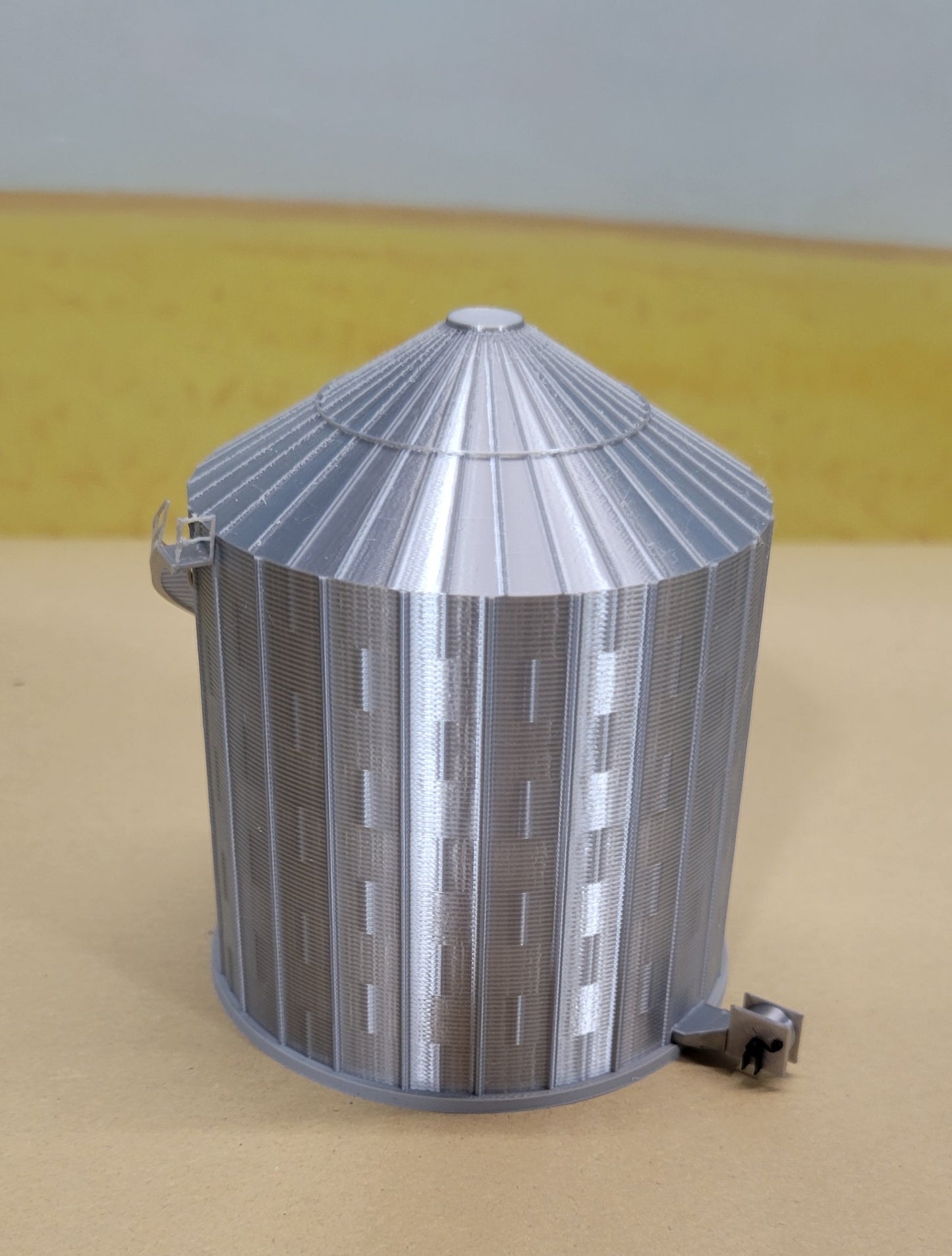 1:160 > 3609 (31,000bu) - Flat Bottom Bin (n-scale)