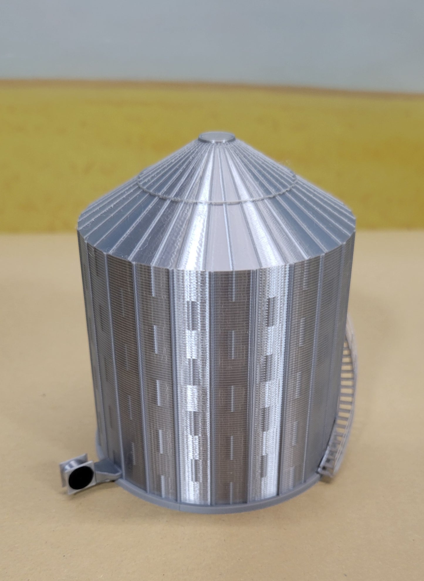1:160 > 3609 (31,000bu) - Flat Bottom Bin (n-scale)