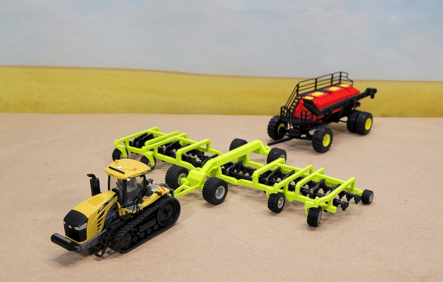 Air Cart - Red, black & yellow (1/64)